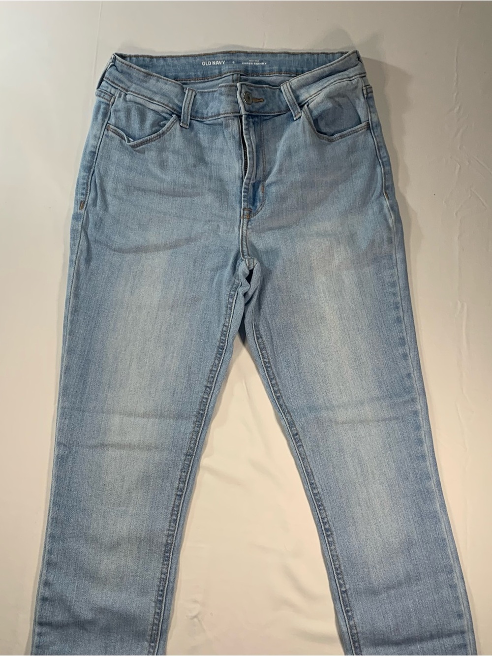 Old Navy Women's High Rise Super Skinny Light Wash Jeans Raw Hem Size 6
